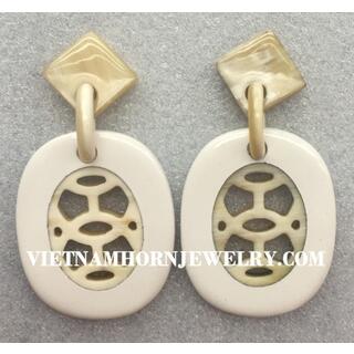 Horn & Lacquer Earrings ER2065 image 5