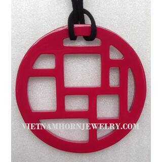 Horn & Lacquer Pendant P836