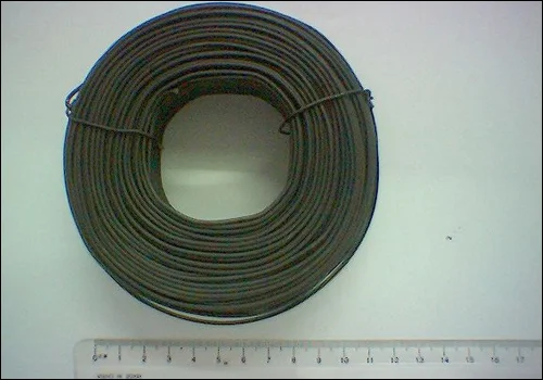 16 Ga Black Annealed and Oiled Tie Wire on 3.5 Pound Rolls
