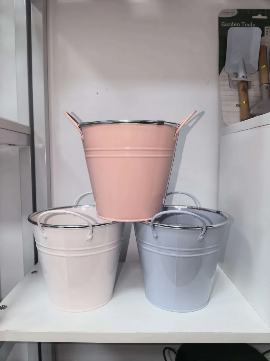 Macaron Color Metal Bucket, Portable Iron Planter for Garden Storage