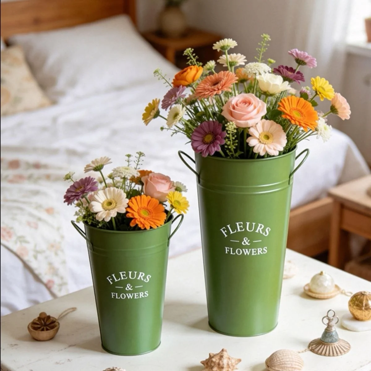 Green Metal Flower Bucket Fleurs & Flowers Vintage Iron Vase