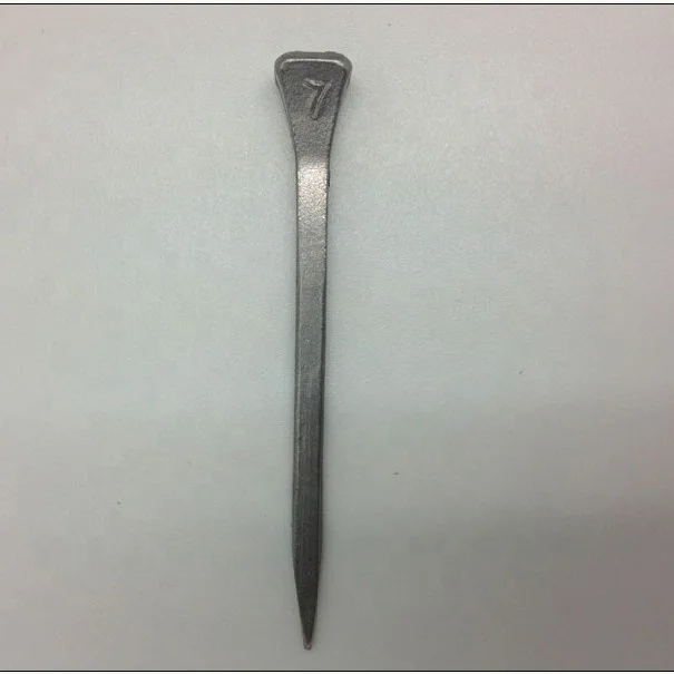 E5 Steel Horseshoe Nails, 51 mm, 200 per Box