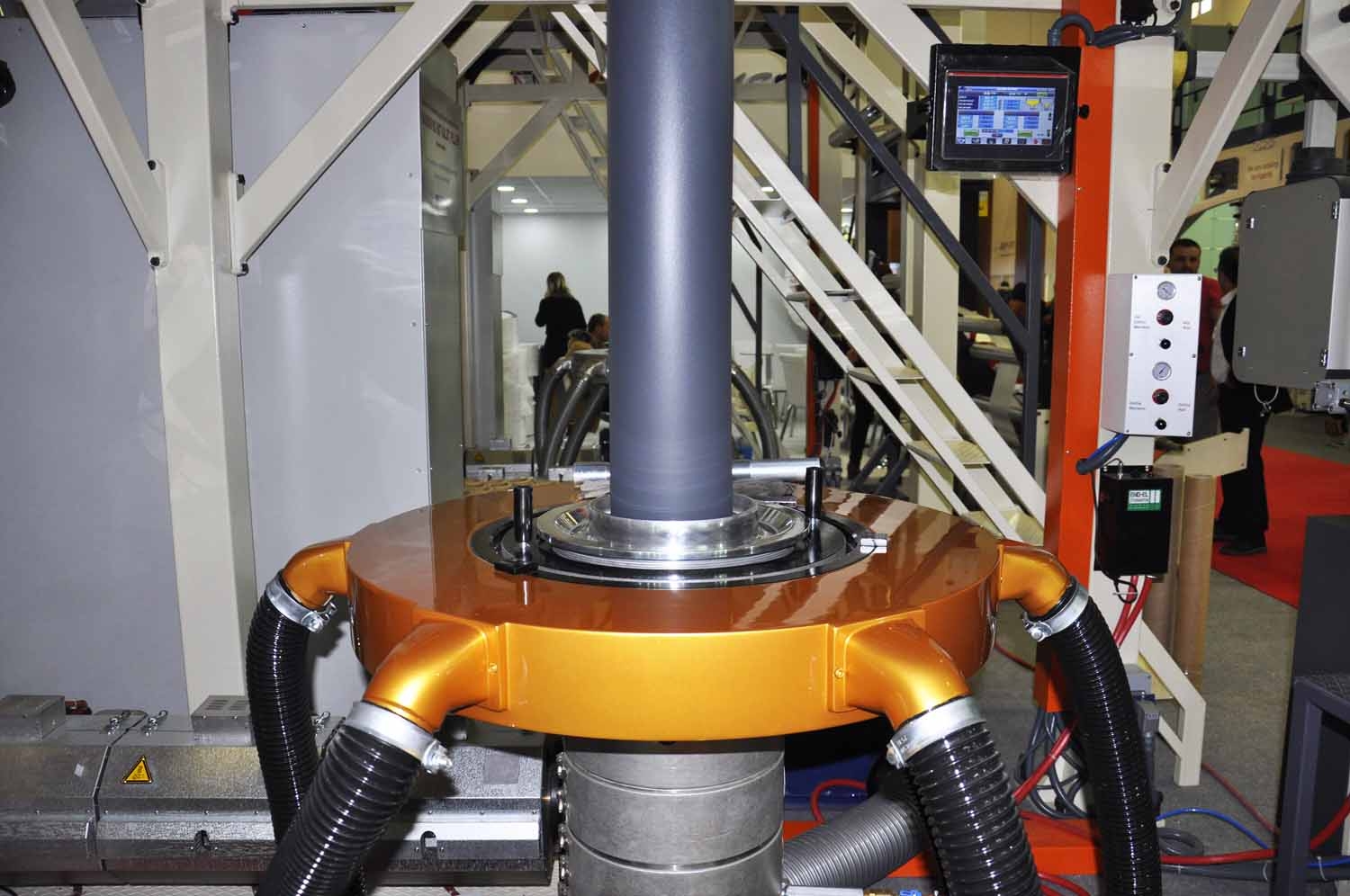 APM 50x60 ABA Extruder Film Machine image 3