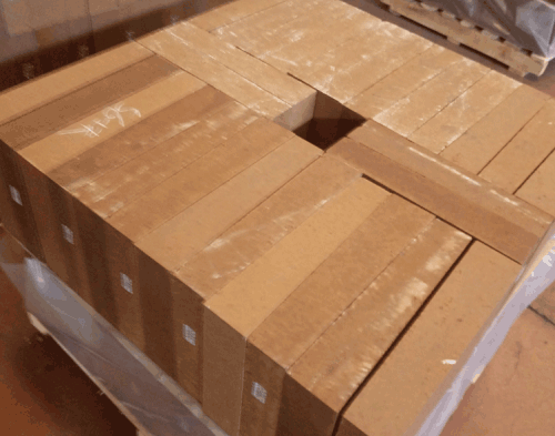 Magnesite Brick image 1