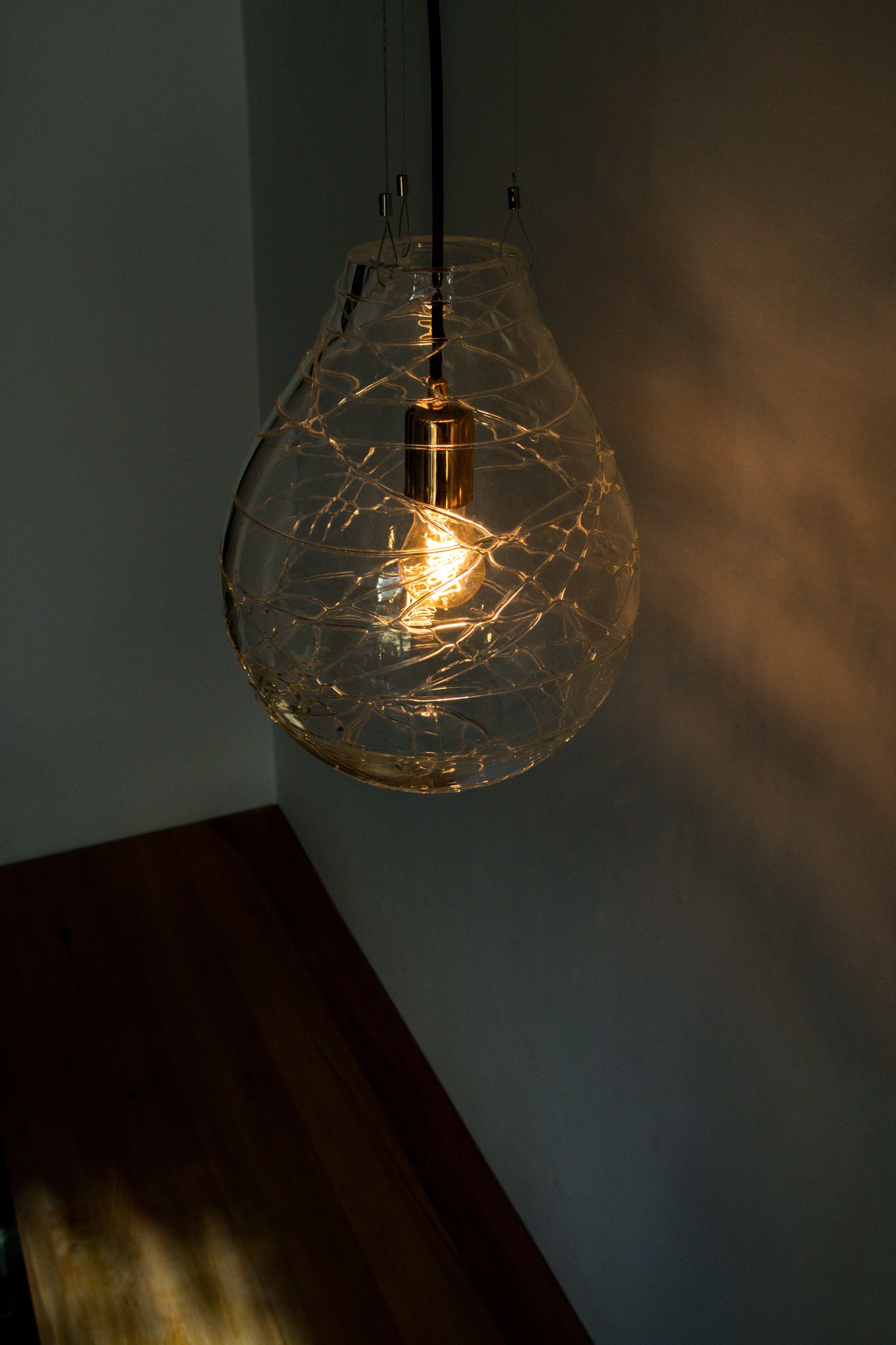 Cocoon Pendant Ø28 cm, h:40 cm - Luxury Lighting image 6