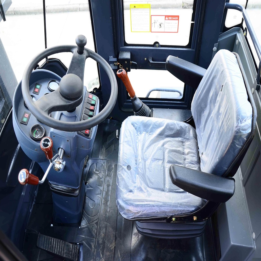 China Mini Cheap Price Wheel Loader LW160KV image 3