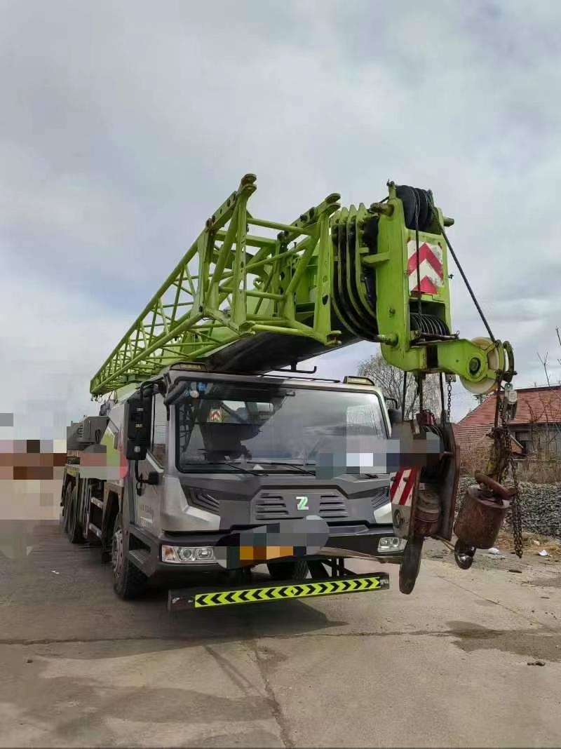 🔥 2020 ZOOMLION 25-Ton Crane - Your Next Smart Investment! 🏗️ image 1
