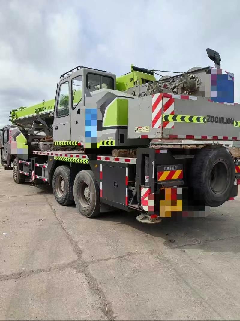 🔥 2020 ZOOMLION 25-Ton Crane - Your Next Smart Investment! 🏗️ image 2