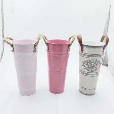 Farmhouse Metal Flower Vase with Rope Leather Handle Embossed Tin Bucket Home Decor